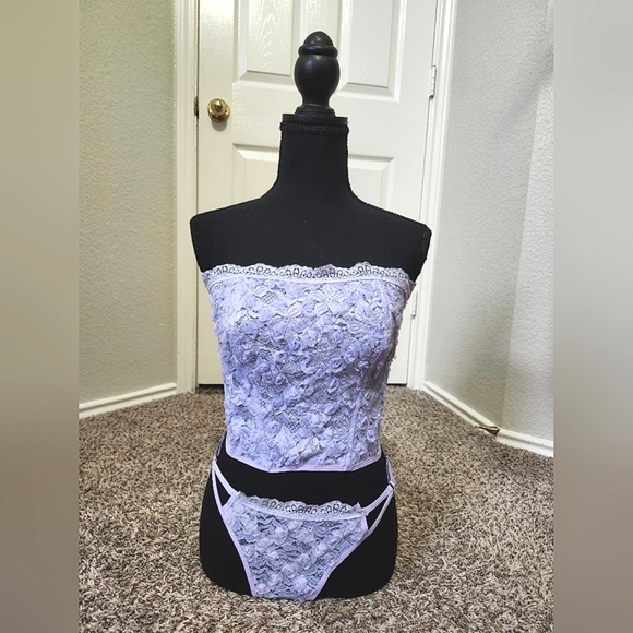 Elegant Lace Strapless Lingerie Set in Lavender M Floral - Picture 1 of 10